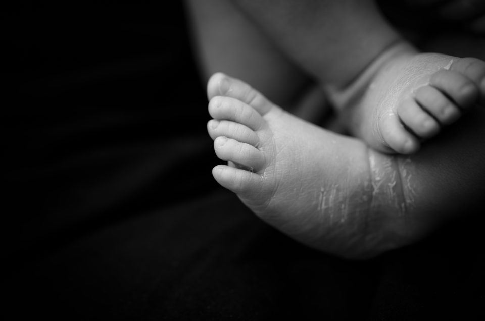 Black and white newborn baby feet detail portrait at Sweetlife Studio North Lakes