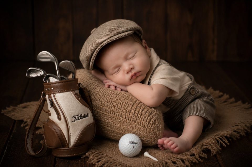 Creative baby portrait paired with baby hand and feet sculpture keepsake planning